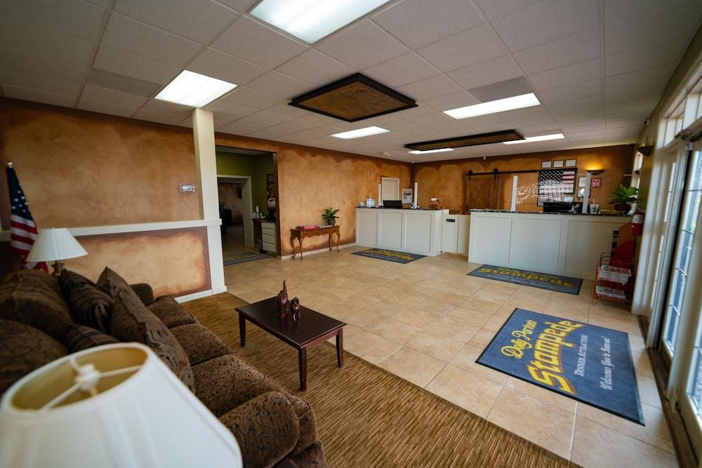 Angel Inn Near Imax, A Travelodge By Wyndham Branson Exteriér fotografie